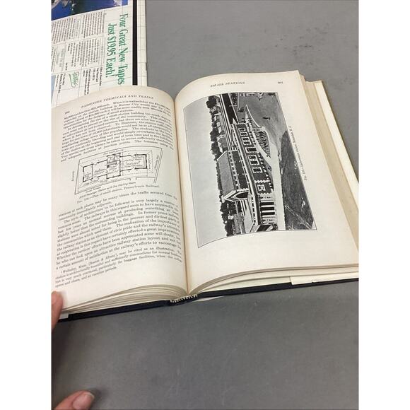 Passenger Train Journal, Passenger Terminals & Trains And Locomotive Quarterly - Picture 9 of 16